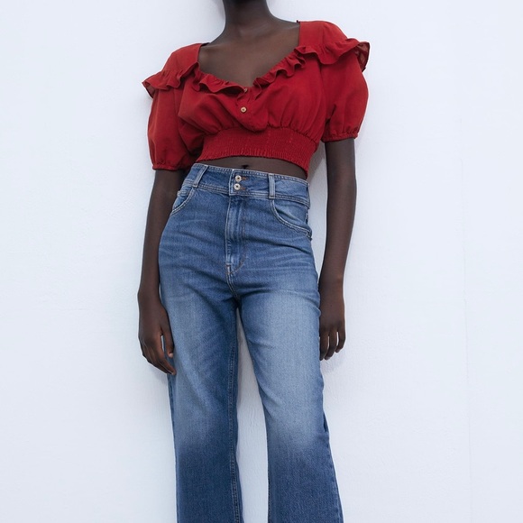 NWOT Zara daisy red crop top with puffed sleeves - Picture 2 of 10